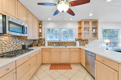 16619 Jamaica Cove Road, Jamaica Beach, TX 77554 - Photo 19