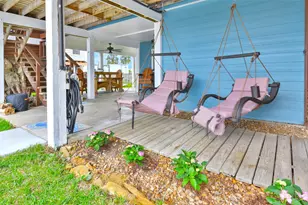 16619 Jamaica Cove Rd, Jamaica Beach, TX 77554 - Photo 9