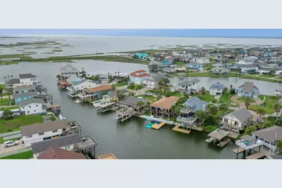 16619 Jamaica Cove Road, Jamaica Beach, TX 77554 - Photo 3