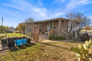 145 Angelia Dr, Cedar Creek, TX 78612 - Photo 27