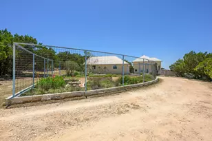 1316 Overland Stage Rd, Dripping Springs, TX 78620 - Photo 3