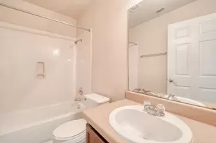 7412 Cayenne Ln, Austin, TX 78741 - Photo 15