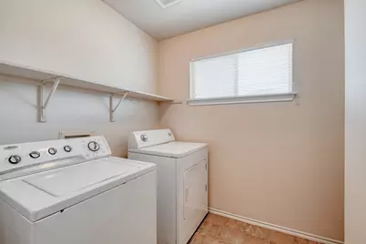 7412 Cayenne Lane, Austin, TX 78741 - Photo 27