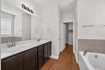 8107 Cottage Rose Drive, Austin, TX 78744 - Photo 15