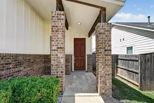 8107 Cottage Rose Dr, Austin, TX 78744 - Photo 5