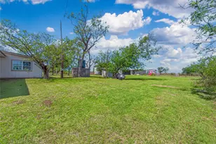 1350 Co Rd 414, Jonesboro, TX 76538 - Photo 21