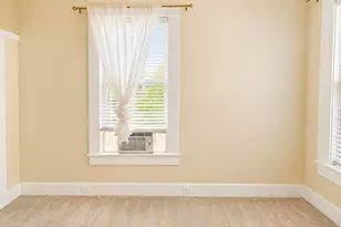 1006 W 22nd St, Austin, TX 78705 - Photo 5