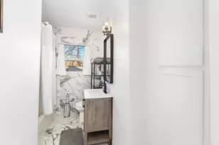 2407 Hancock Dr, Austin, TX 78756 - Photo 9