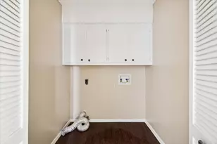 908 B Kirschner Pl, Austin, TX 78758 - Photo 9