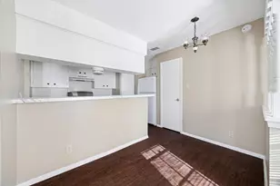 908 B Kirschner Pl, Austin, TX 78758 - Photo 5