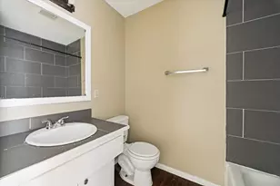 908 B Kirschner Pl, Austin, TX 78758 - Photo 7