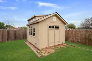 304 Gainer Dr, Hutto, TX 78634 - Photo 31