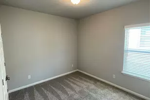 125 Unforgiven Ln, Jarrell, TX 76537 - Photo 7