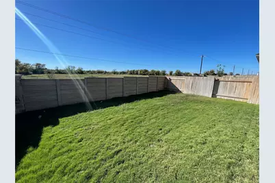 125 Unforgiven Lane, Jarrell, TX 76537 - Photo 17