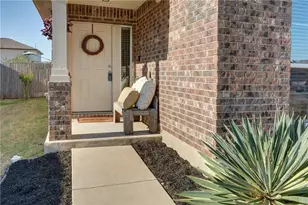 302 Pack Horse Dr, Bastrop, TX 78602 - Photo 3