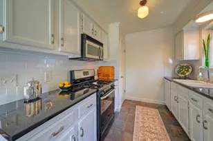 10606 Barnhill Dr, Austin, TX 78758 - Photo 15