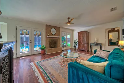 10606 Barnhill Drive, Austin, TX 78758 - Photo 9