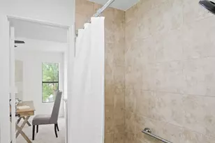 512 Eberhart Ln, Austin, TX 78745 - Photo 19