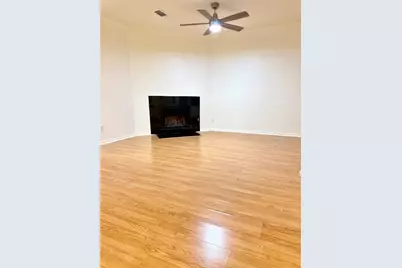 915 W 23rd Street #108, Austin, TX 78705 - Photo 3