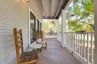 106 S Ave A S, Elgin, TX 78621 - Photo 5