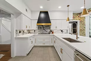 3952 Far W Blvd, Austin, TX 78731 - Photo 9