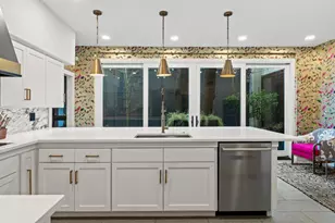 3952 Far W Blvd, Austin, TX 78731 - Photo 11