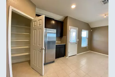 466 Eagle Brook Lane, Buda, TX 78610 - Photo 9