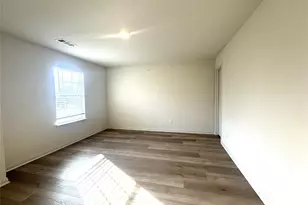 1001 Riverdale Cove, Jarrell, TX 76537 - Photo 11