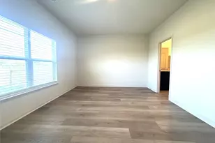 1001 Riverdale Cove, Jarrell, TX 76537 - Photo 5