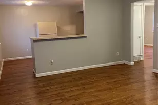 7206 Twin Crest Dr, Austin, TX 78752 - Photo 9