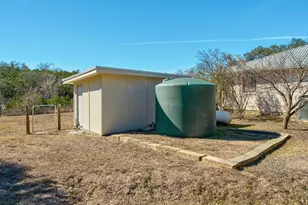 340 Barton Ranch Rd, Dripping Springs, TX 78620 - Photo 31