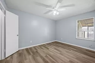 204 Northcrest Cir, Austin, TX 78752 - Photo 15