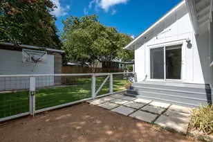 2103 Oxford Ave, Austin, TX 78704 - Photo 31