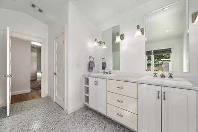 2103 Oxford Avenue, Austin, TX 78704 - Photo 19