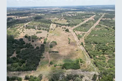 3200 Cattlemens Row, Lockhart, TX 78644 - Photo 3