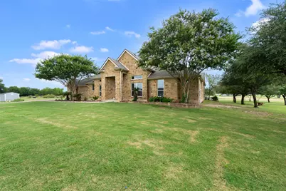 328 Apache Pass, Hutto, TX 78634 - Photo 3