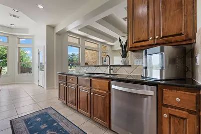 328 Apache Pass, Hutto, TX 78634 - Photo 17