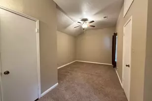 1809 Whitney Way, Austin, TX 78741 - Photo 11