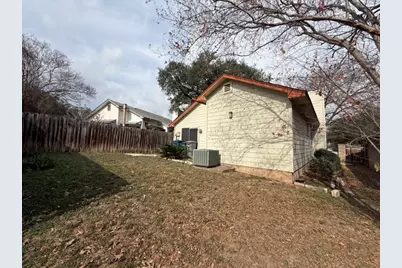 1809 Whitney Way, Austin, TX 78741 - Photo 25