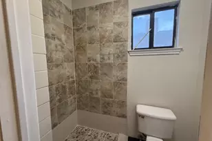 1809 Whitney Way, Austin, TX 78741 - Photo 15