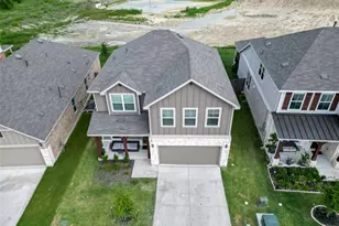 196 Sweetleaf Dr, Buda, TX 78610 - Photo 3