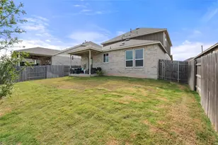 196 Sweetleaf Dr, Buda, TX 78610 - Photo 9