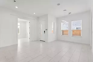 7201 Garnet Mill Ln, Austin, TX 78744 - Photo 15