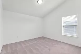 7201 Garnet Mill Ln, Austin, TX 78744 - Photo 31