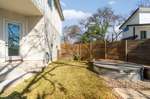 1405 Perez St, Austin, TX 78721 - Photo 27