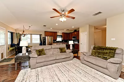 18608 Royal Pointe Drive, Pflugerville, TX 78660 - Photo 11