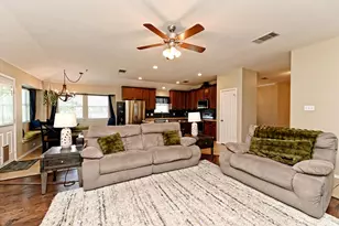 18608 Royal Pointe Dr, Pflugerville, TX 78660 - Photo 11