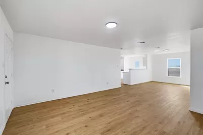 1013 Woodward Court Court, Jarrell, TX 76537 - Photo 13