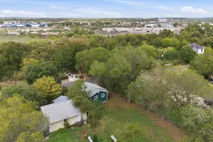 6507 Hergotz Ln, Austin, TX 78742 - Photo 27