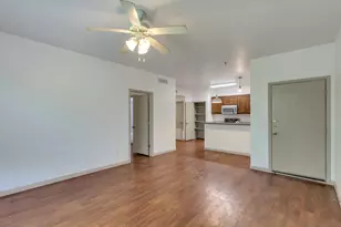 1011 N LBJ Dr, San Marcos, TX 78666 - Photo 5